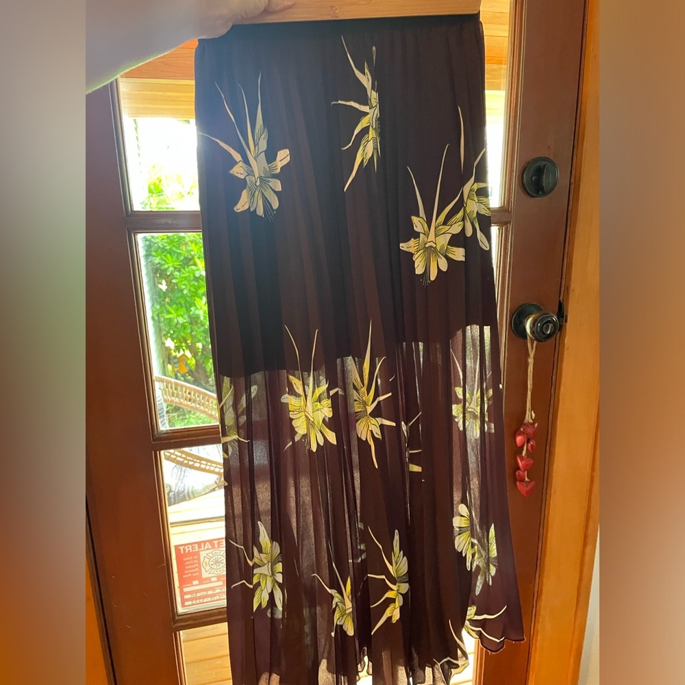 H&M Plum Pleaded Skirt with Vibrant yellow flowers